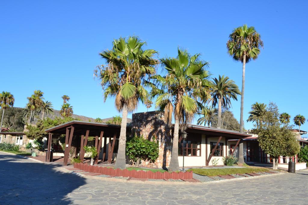 Hotel Quintas Papagayo Ensenada Bagian luar foto